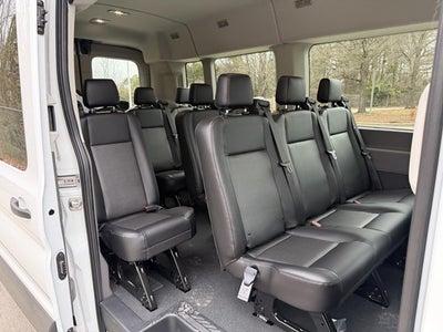 2026 Ford Transit Passenger Wagon T-350 148" Med Roof XL RWD
