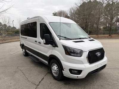 2025 Ford Transit Passenger Wagon T-350 148" Med Roof XL AWD