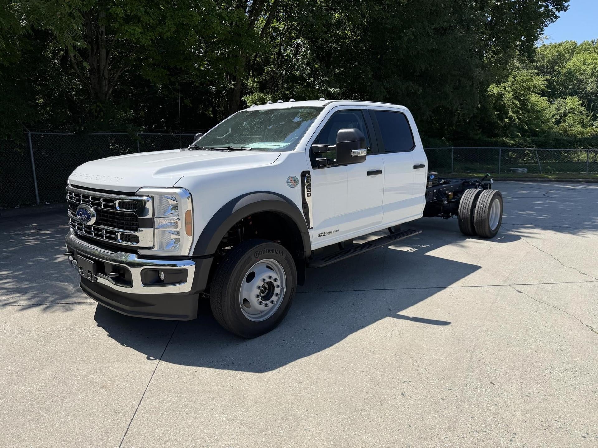 2026 Ford Super Duty F-450 DRW XL 4WD Crew Cab 203" WB