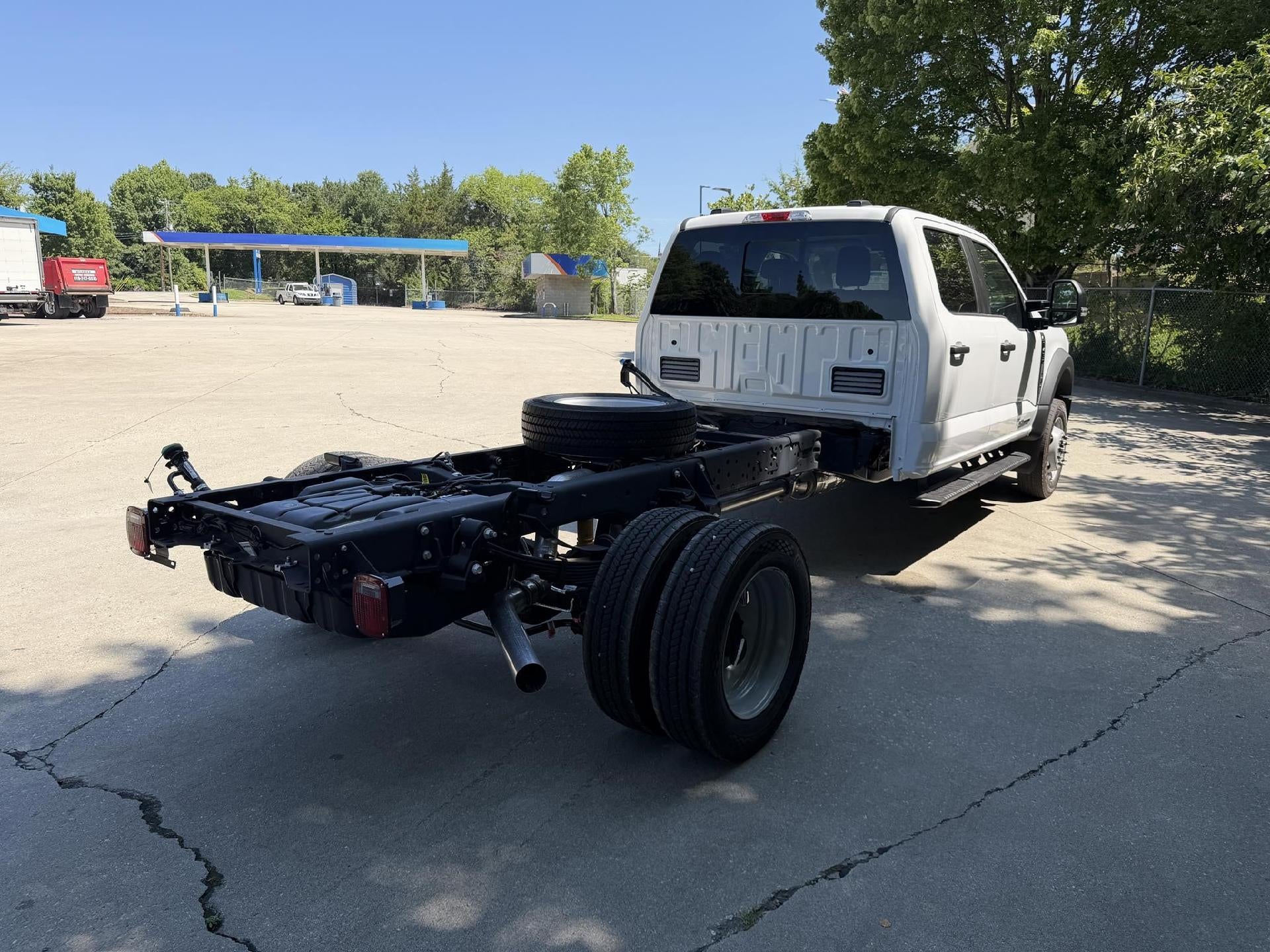 2026 Ford Super Duty F-450 DRW XL 4WD Crew Cab 203" WB