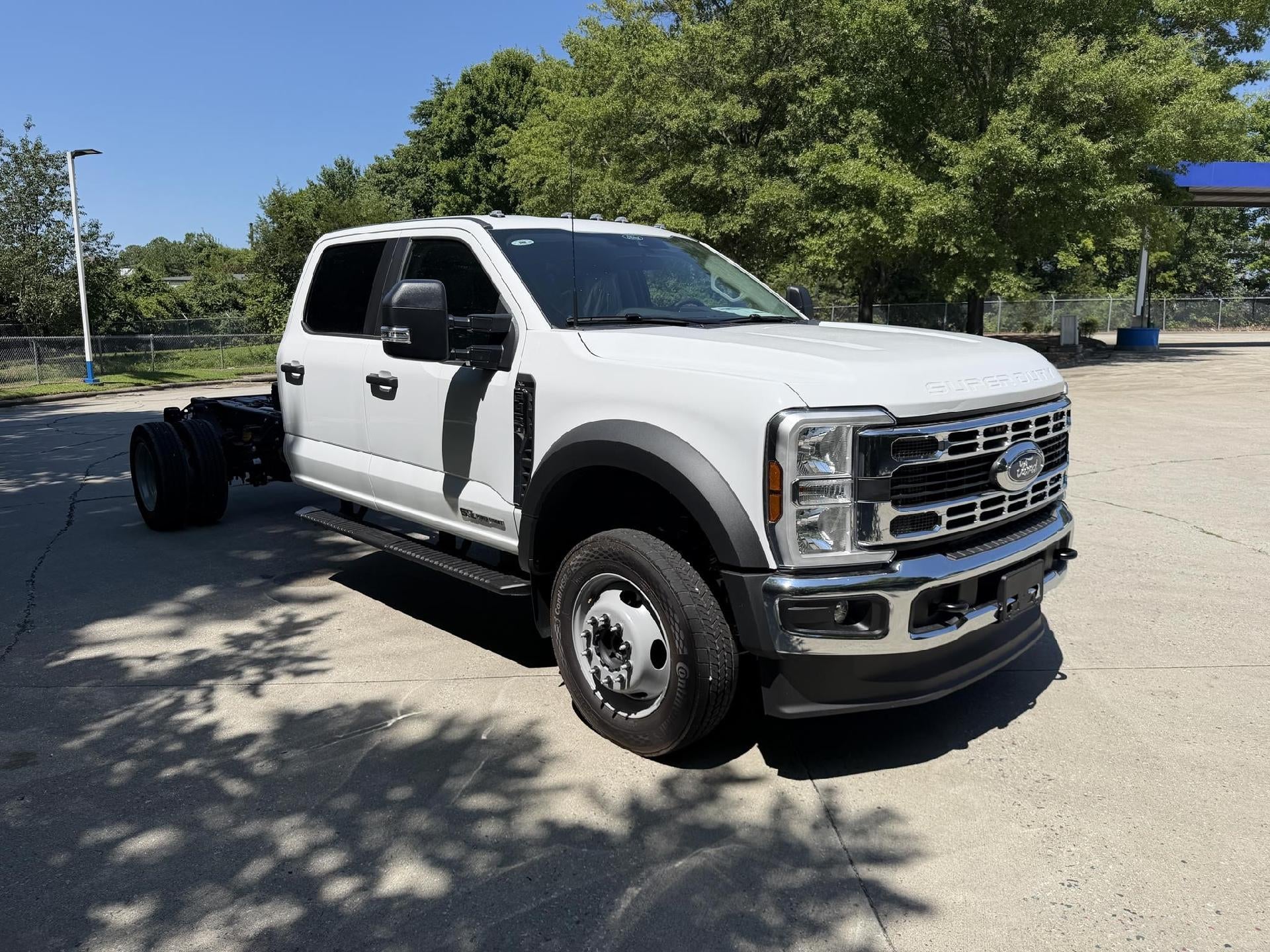 2026 Ford Super Duty F-450 DRW XL 4WD Crew Cab 203" WB