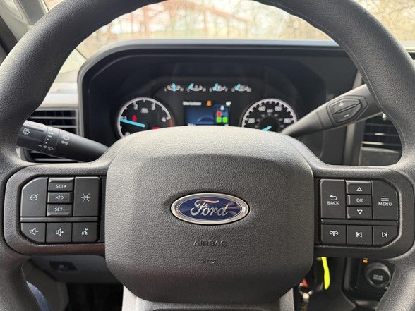 2026 Ford Super Duty F-350 DRW XL 4WD Crew Cab 179" WB 60" CA