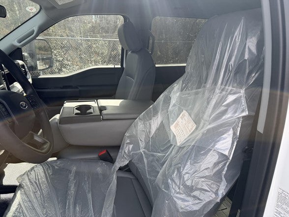 2026 Ford Super Duty F-350 DRW XL 4WD Crew Cab 179" WB 60" CA