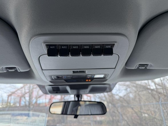 2026 Ford Super Duty F-350 DRW XL 4WD Crew Cab 179" WB 60" CA