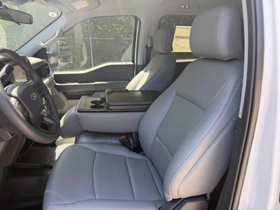 2026 Ford Super Duty F-350 DRW XL 4WD Crew Cab 179" WB 60" CA