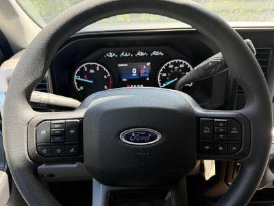 2026 Ford Super Duty F-350 DRW XL 4WD Crew Cab 179" WB 60" CA