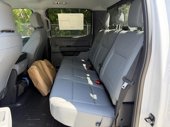 2026 Ford Super Duty F-350 DRW XL 4WD Crew Cab 179" WB 60" CA