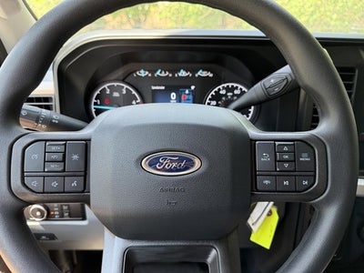 2026 Ford Super Duty F-350 DRW XL 4WD Crew Cab 179" WB 60" CA