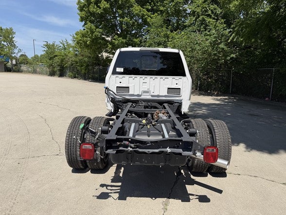 2026 Ford Super Duty F-350 DRW XL 4WD Crew Cab 179" WB 60" CA