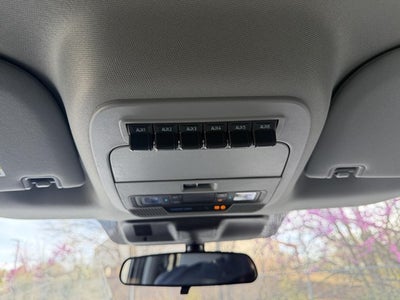 2026 Ford Super Duty F-350 DRW XL 4WD Crew Cab 179" WB 60" CA