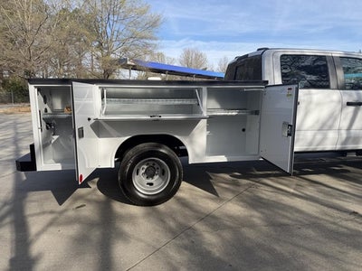 2026 Ford Super Duty F-350 DRW XL 4WD Crew Cab 179" WB 60" CA