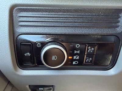 2026 Ford Super Duty F-350 DRW XL 4WD Crew Cab 179" WB 60" CA