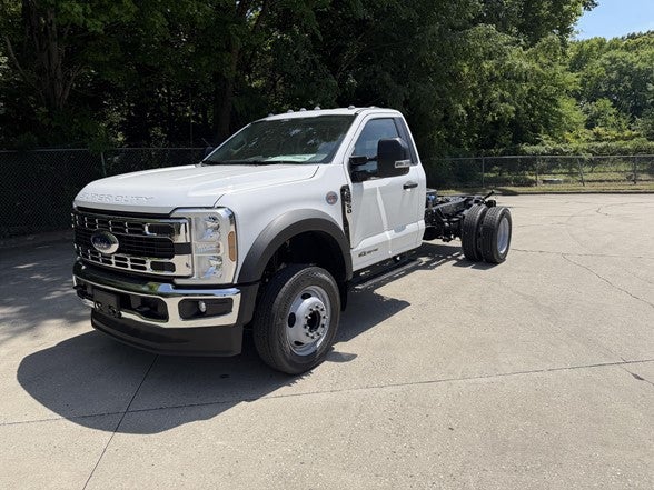 2026 Ford Super Duty F-550 DRW XL 2WD Reg Cab 145" WB 60" CA