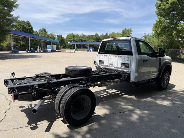 2026 Ford Super Duty F-550 DRW XL 2WD Reg Cab 145" WB 60" CA