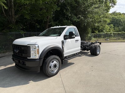 2026 Ford Super Duty F-550 DRW XL 4WD Reg Cab 145" WB 60" CA