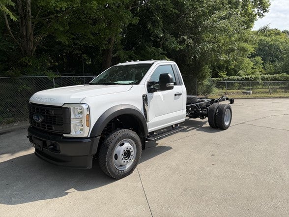 2026 Ford Super Duty F-550 DRW XL 4WD Reg Cab 145" WB 60" CA