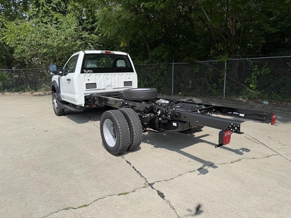 2026 Ford Super Duty F-550 DRW XL 4WD Reg Cab 145" WB 60" CA