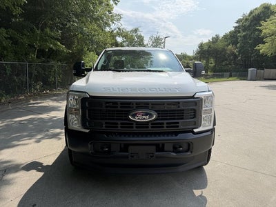 2026 Ford Super Duty F-550 DRW XL 4WD Reg Cab 145" WB 60" CA