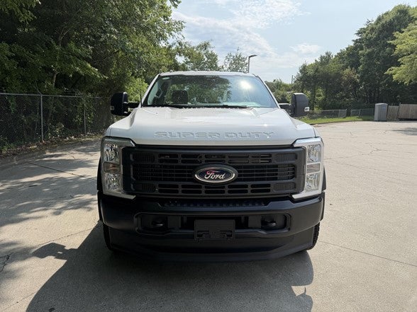 2026 Ford Super Duty F-550 DRW XL 4WD Reg Cab 145" WB 60" CA