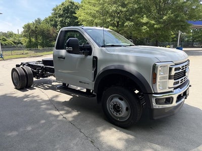 2026 Ford Super Duty F-550 DRW XL 4WD Reg Cab 145" WB 60" CA