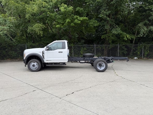 2026 Ford Super Duty F-600 DRW XL 4WD Reg Cab 145" WB 60" CA