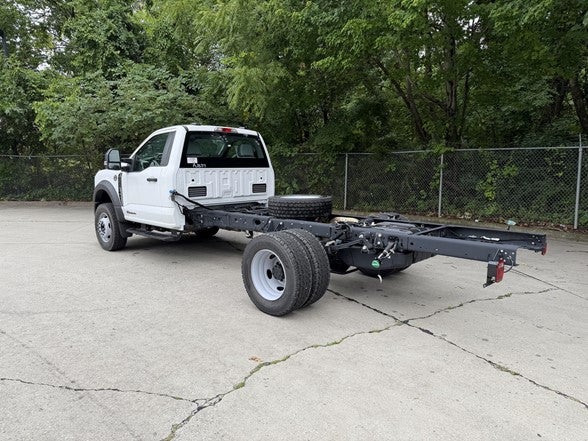 2026 Ford Super Duty F-600 DRW XL 4WD Reg Cab 145" WB 60" CA