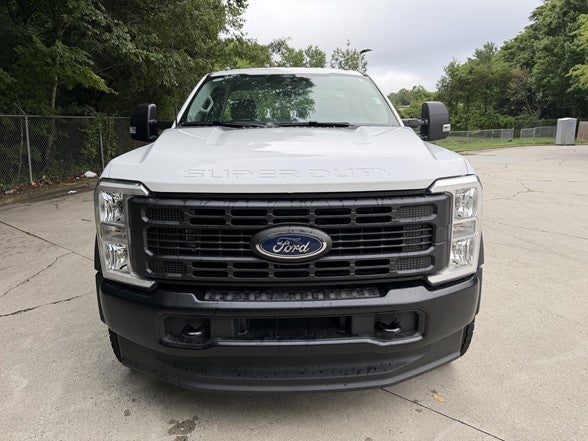 2026 Ford Super Duty F-600 DRW XL 4WD Reg Cab 145" WB 60" CA