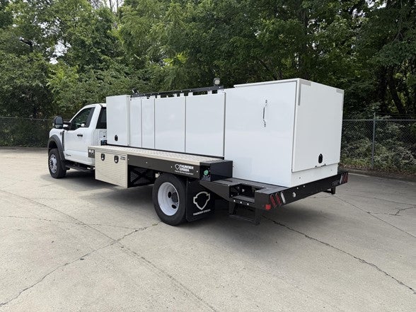 2025 Ford Super Duty F-600 DRW XL 4WD Reg Cab 145" WB 60" CA