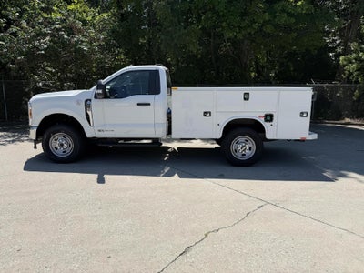 2025 Ford Super Duty F-350 SRW Service Body