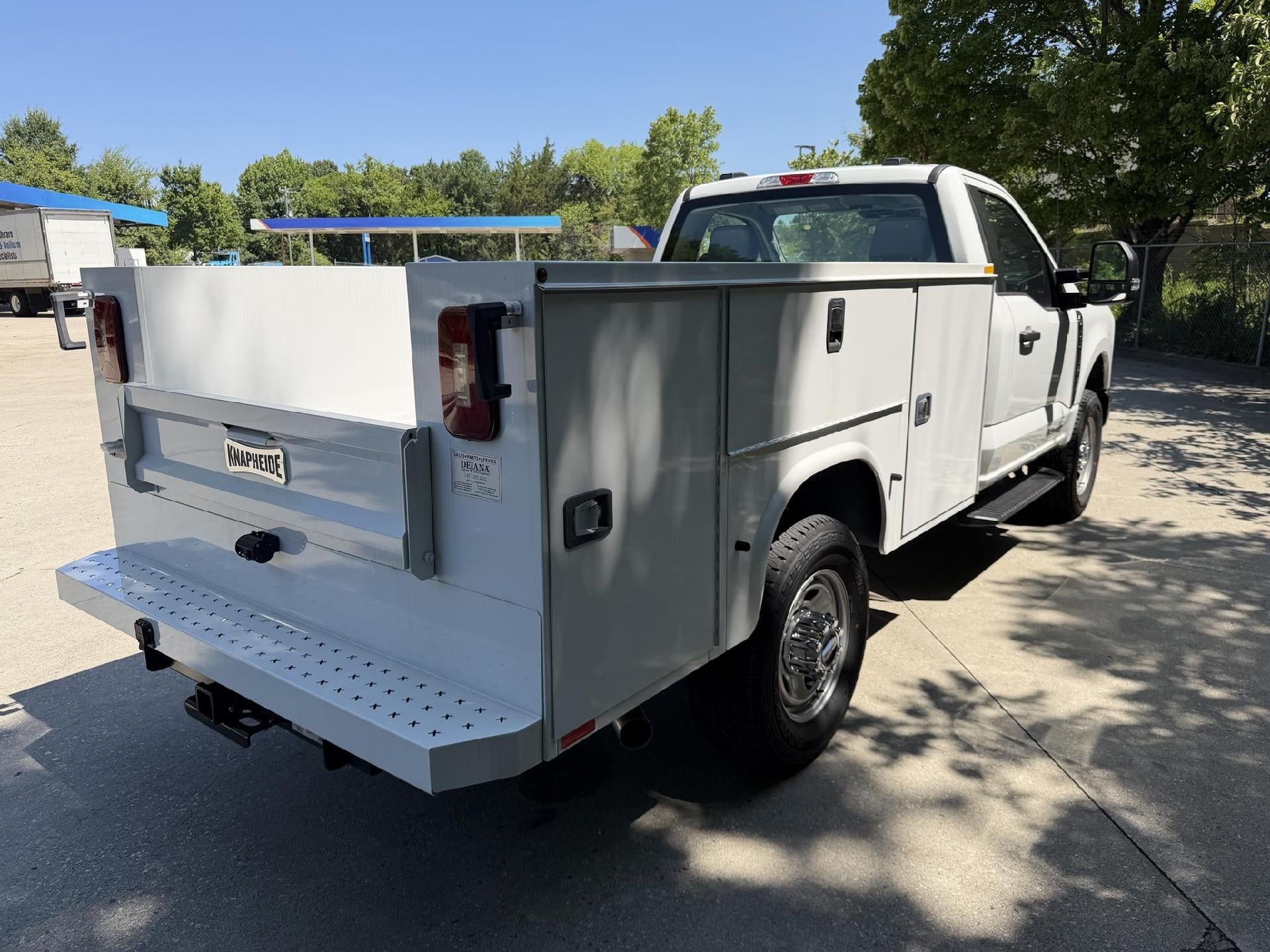 2025 Ford Super Duty F-350 SRW Service Body