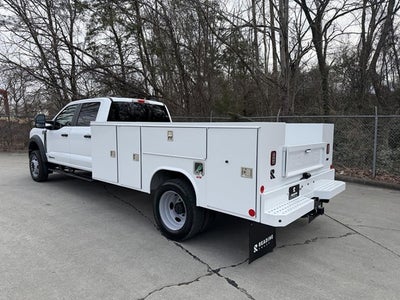 2026 Ford Super Duty F-550 DRW XL 4WD Crew Cab 179" WB 60" CA