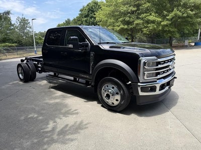 2026 Ford Super Duty F-550 DRW XL 4WD Crew Cab 179" WB 60" CA