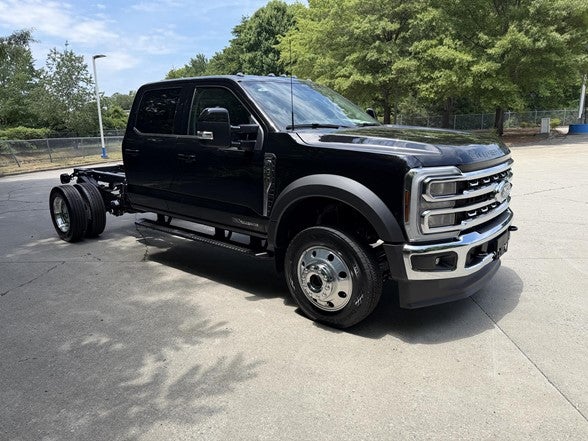 2026 Ford Super Duty F-550 DRW XL 4WD Crew Cab 179" WB 60" CA