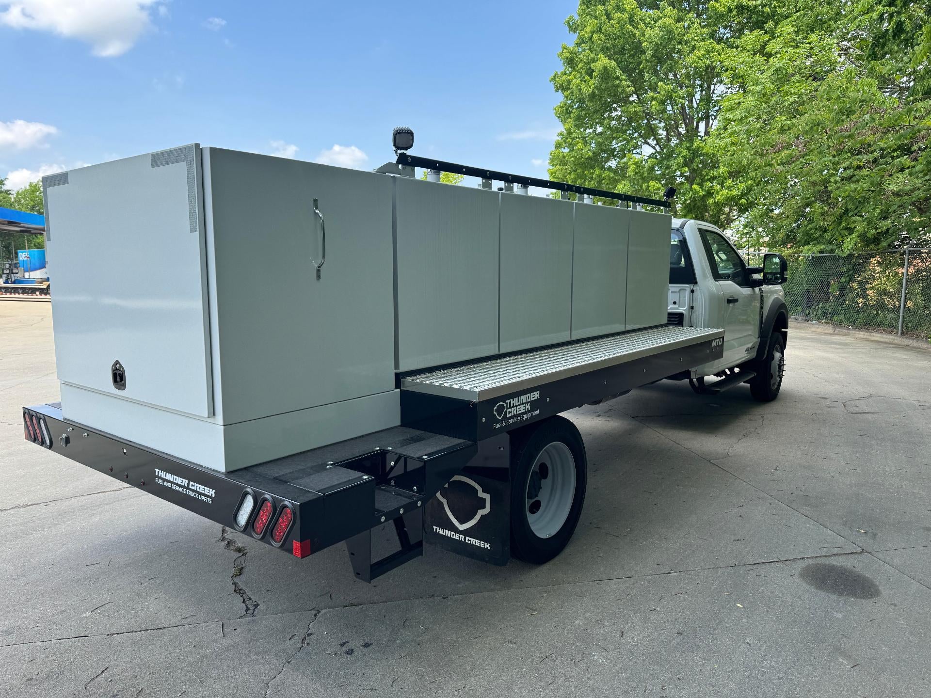 2024 Ford Super Duty F-550 DRW XL 4WD Reg Cab 145" WB 60" CA