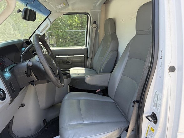 2016 Ford Econoline Commercial Cutaway E-350 Super Duty 138" SRW