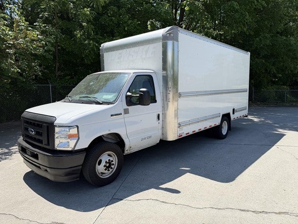 2022 Ford E-Series Cutaway E-350 SRW 138" WB