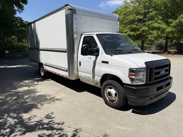2022 Ford E-Series Cutaway E-350 SRW 138" WB