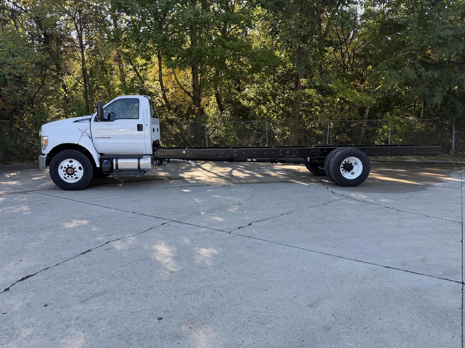 2027 Ford Super Duty F-750 F-750 SD Diesel Straight Frame