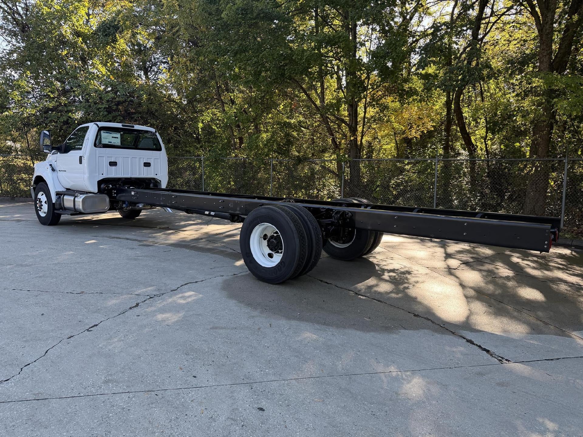 2027 Ford Super Duty F-750 F-750 SD Diesel Straight Frame