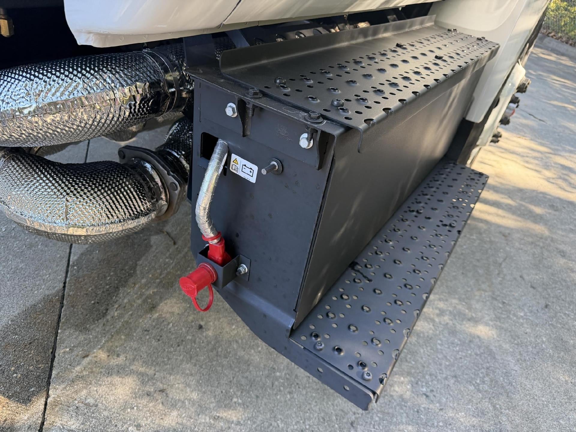 2027 Ford Super Duty F-750 F-750 SD Diesel Straight Frame
