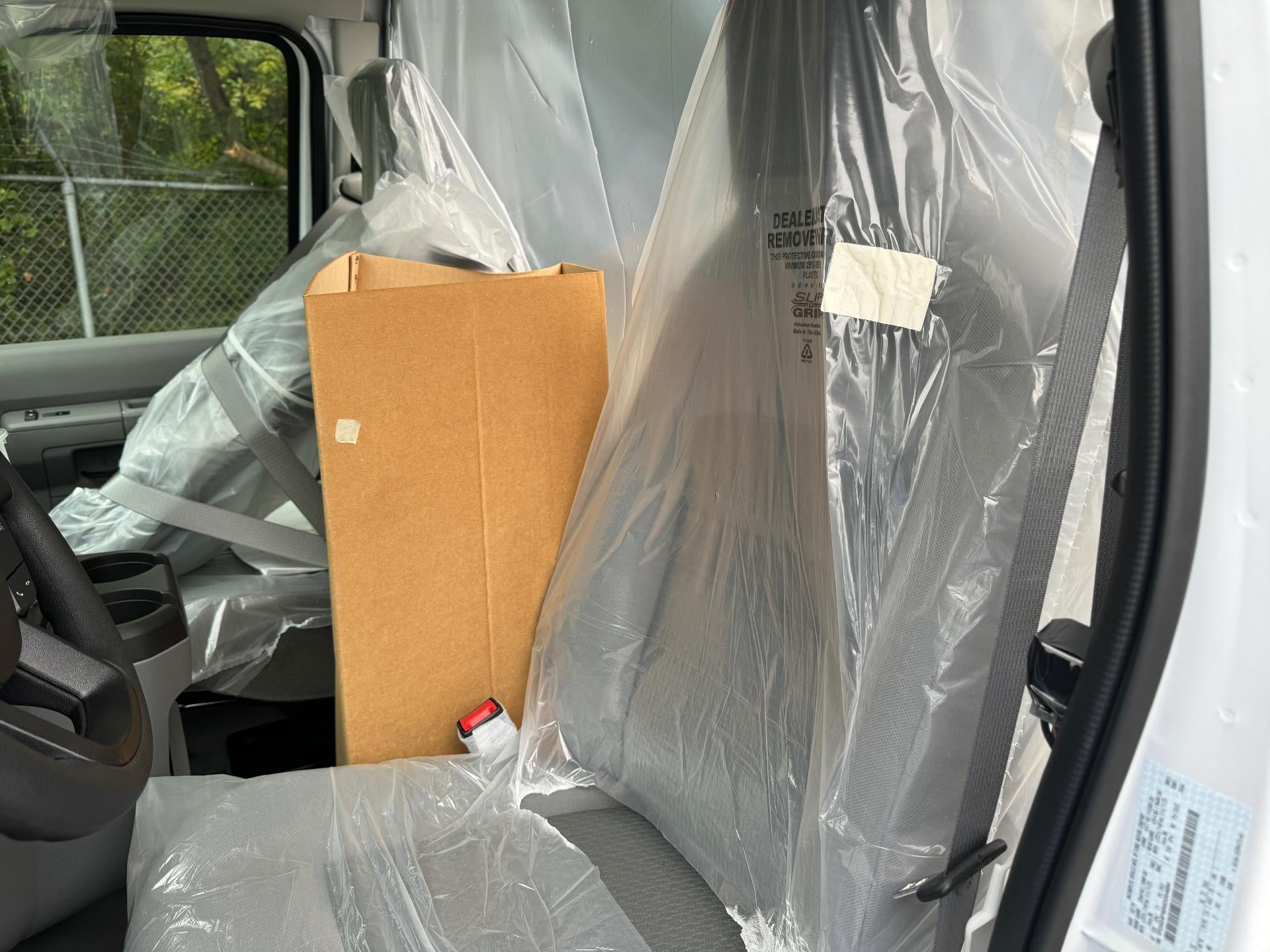 2025 Ford E-Series Cutaway E-450 DRW 176" WB