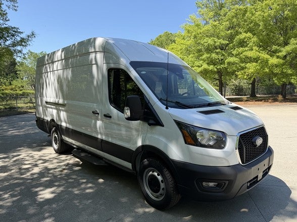 2026 Ford Transit Cargo Van T-250 148" Med Rf 9150 GVWR RWD