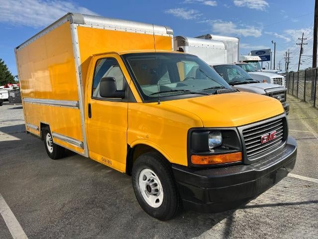 2017 GMC Savana Commercial Cutaway 3500 Van 139"