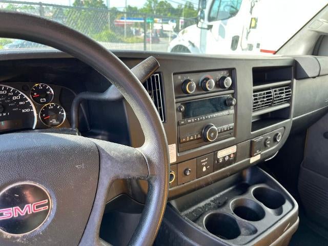 2017 GMC Savana Commercial Cutaway 3500 Van 139"