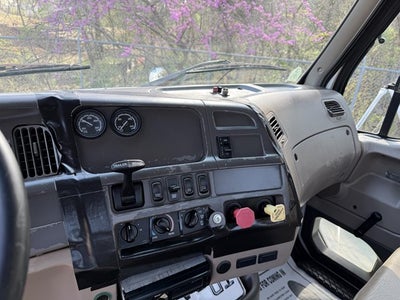 2005 Sterling A9500 Base