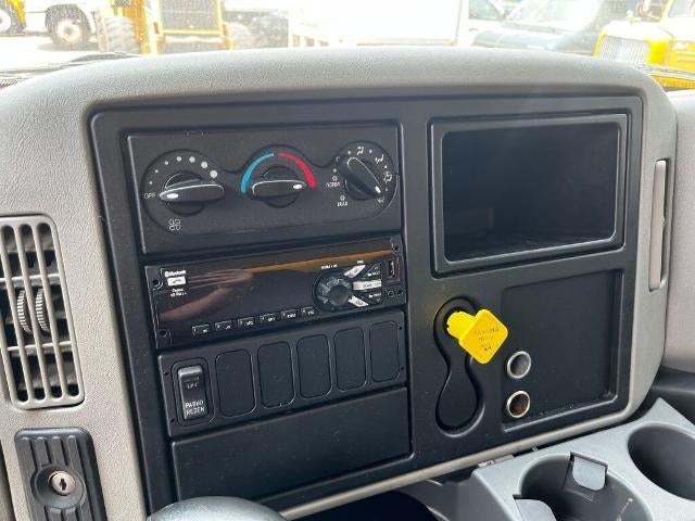 2018 International 4300 Base