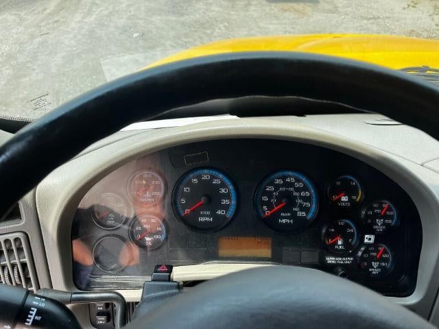 2018 International 4300 Base